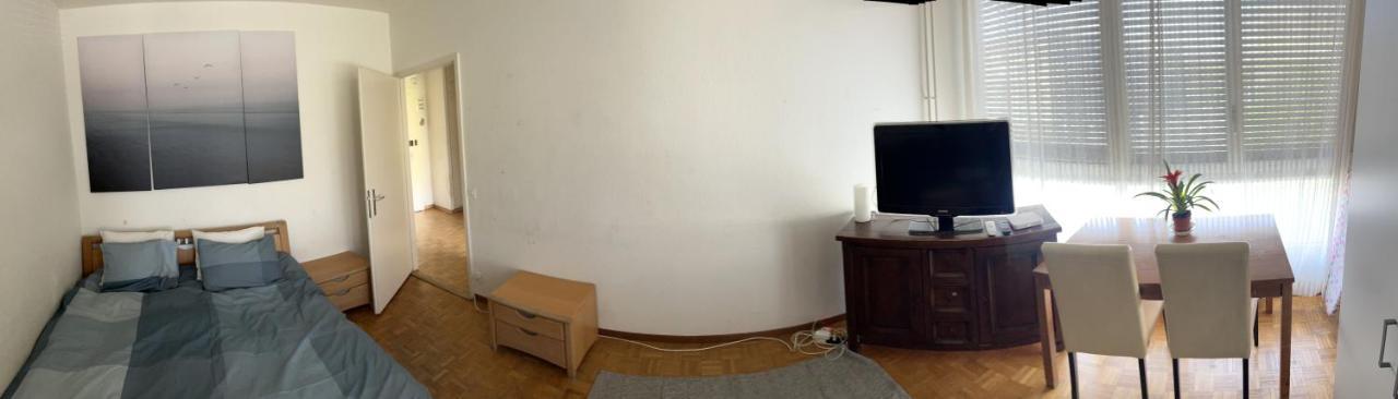2 Bedroom Flat Near Nations And In The Center Женева Екстериор снимка